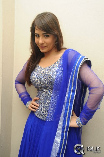 Mandy-Takhar-at-Biriyani-Audio-Launch